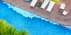 Swimming Pool with Pool Deck